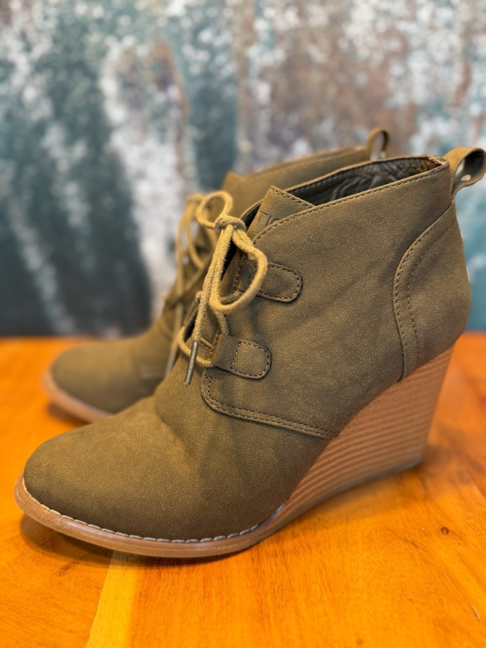 Nautica Classic Olive Wedge Ankle Boots Size 7‎ (Fair)